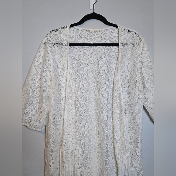 BLUENOTES LACE KIMONO/CARDIGAN - Picture 2 of 5